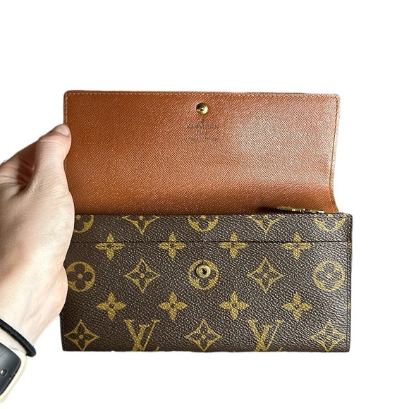 Louis Vuitton Monogram Sarah Long Wallet - Picture 7 of 16
